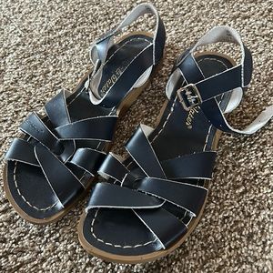 Navy Women’s Saltwater Sandals